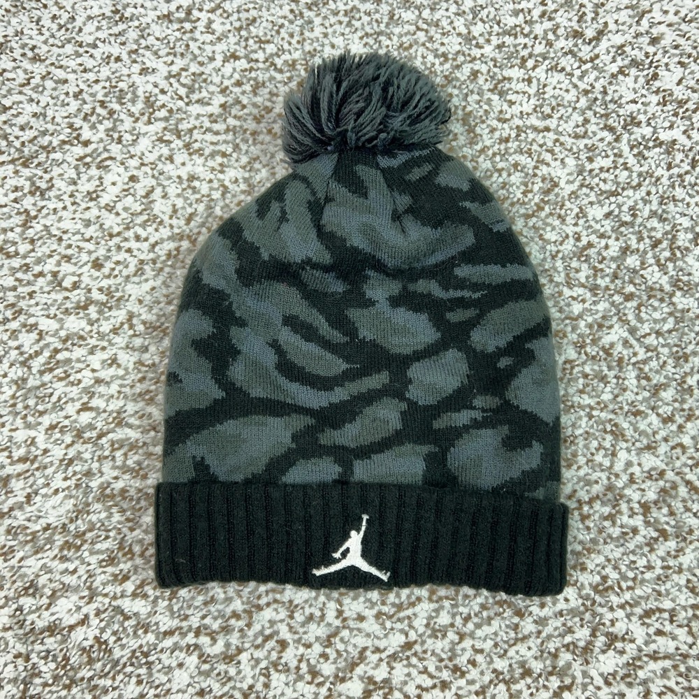 Jordan‎ Hat Beanie Youth One Size Gray Camo Knit Jumpman Boys Basketball Winter